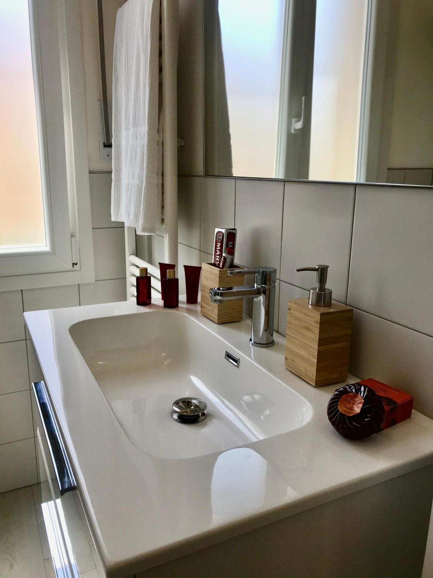 פירנצה Suite Locchi. Vicino Tramvia/Careggi/Meyer מראה חיצוני תמונה